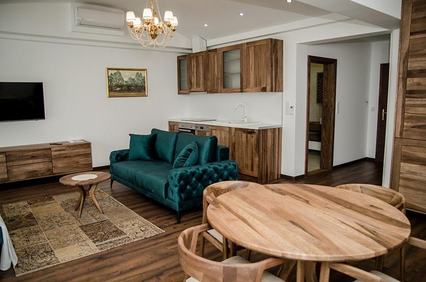 Edemus - Motel & Restaurant Maglaj Екстериор снимка
